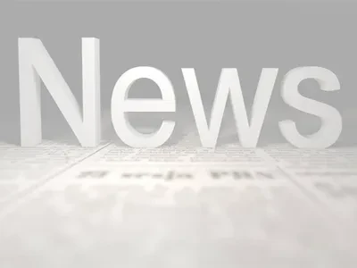 Rozdiel medzi guľôčkovou drážkou a guľôčkovou skrutkou