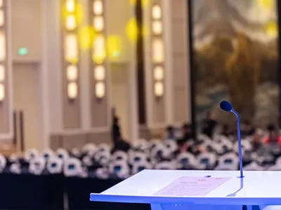 Источник и обработка канифоли