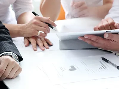 Con đường cá nhân hóa đồ trang trí bằng nhựa: Một cuộc khám phá có hệ thống t...